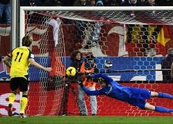 أتلتيكو مدريد يفشل في انتزاع صدارة الليغا من برشلونة ويتعادل مع اشبيلية