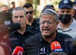بن غفير يكشف خطة لتهجير نحو 1.86 مليون فلسطيني من غزة خلال 7 سنوات