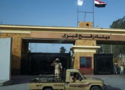 القاهرة تحذر: فتح معبر رفح من طرف واحد خط أحمر ويمس باتفاقية السلام