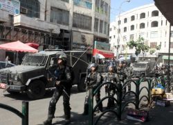 الاحتلال يغلق وسط مدينة الخليل لتأمين اقتحام المستعمرين