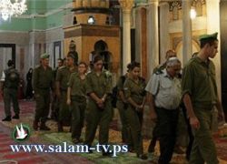 الاحتلال يغلق "الابراهيمي" امام المسلمين ويمنع الصلاة فيه لمدة يومين