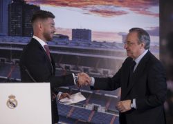 رئيس ريال مدريد يرصد 200 مليون يورو لمنافسة برشلونة
