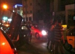 اصابة 4 مواطنين في الخليل بحادث سير مع مستوطن