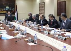 مجلس الوزراء يؤكد موقف الرئيس بإجراء الانتخابات ويبحث العديد من القرارات