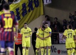 برشلونة ينتزع فوزاً صعباً من فياريال بعد تسجيلهم هدفين ضد مرماهم !