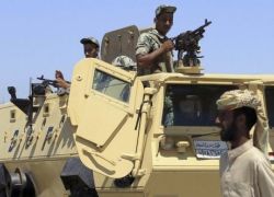 مسلحون يهاجمون جنود مصريين اثناء هدمهم انفاقا قرب رفح