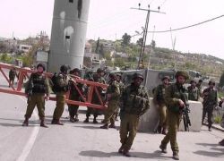 إسرائيل تدرس إزالة بعض الحواجز من الخليل وخاصة حاجز بيت حجاي
