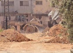 قوات الاحتلال تغلق طريق جنين- نابلس