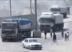 سرقة أكثر من 40 شاحنة طحين عند دخولها غزة وسط اتهامات بتواطؤ السائقين