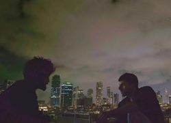 فيلم "نازا" الإسرائيلي.. عندما تتحول دماء غزة إلى خوارزميات صامتة على أسطح تل أبيب
