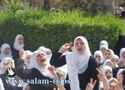 "زي محتشم" يتسبب بإيقاف مديرة ومعلمة برفح