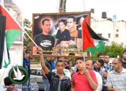 شاهدوا الصور : مسيرة حاشدة تنطلق من ميدان جمال عبد الناصر تضامناً مع الاسرى المضربين عن الطعام