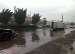 أمطار غزيرة تضرب المشاعر المقدسة بمكة