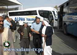 الشرطة تسهل سفر 25 ألف مسافر عبر معبر الكرامة