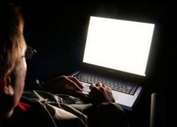 دراسة حديثة.. الأفلام الإباحية تؤذي الدماغ
