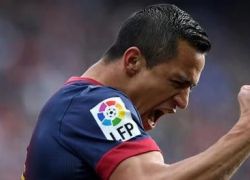 برشلونه يهزم ديبورتيفو بثنائية - شاهد الاهداف