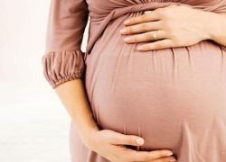 الحمل أحد أسباب إصابة النساء بالسكتة الدماغية