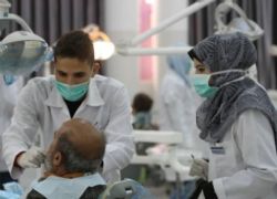 تكلفة دراسة طب الأسنان 15 ألف شيكل للفصل الواحد بجامعة القدس ابو ديس