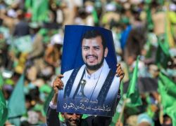بالمسيرات والصواريخ.. جماعة انصار الله تعلن استهداف "مواقع في السعودية"