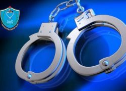 الشرطة تقبض على شخص قام بحرق مركبة مواطنة في طولكرم