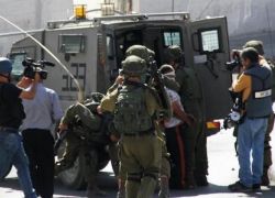 هي الأوسع منذ أسبوع.. الاحتلال يشن حملة اعتقالات بالضفة