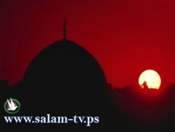 خفض صوت الآذان قرب المستوطنات وشيخ يحلل الافطار في الحر الشديد