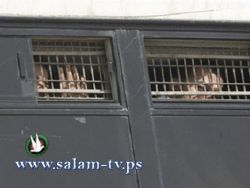 فروانة: ارتفاع قائمة " عمداء الأسرى إلى ( 57 ) أسيراً