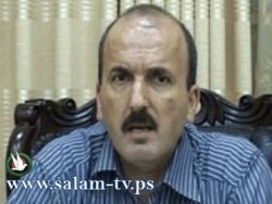 محافظ طولكرم يوقع على افتتاح مركز "تواصل" في المحافظة