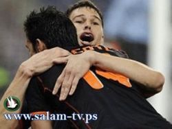فالنسيا يعزز مركزه وديبورتيفو لاكورونيا يسقط على ملعبه