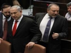 وزراء إسرائيليون يهاجمون نتنياهو أضر بالعلاقات مع أمريكا وفشل في عرقلة الاتفاق مع إيران