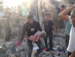 مدير الإغاثة الطبية في غزة: ما عشناه الليلة كان جحيمًا حقيقيًا