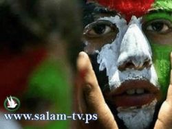 الاحتلال يغلق حاجز حوارة ويفجر أجسام مشبوه