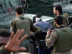 الاحتلال يعتقل شاب بدعوى محاولة طعن جندي اسرائيلي في الخليل
