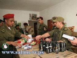طواقم حماية المستهلك تضبط 23 تنكة زيت زيتون مغشوش في يطا