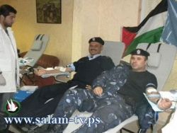 الشرطة تتبرع بالدم لمرضى الثلاسيميا والسرطان في بطولكرم