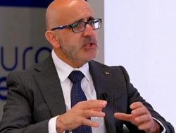 وزير المالية: متفائلون بإنهاء إضراب الأطباء خلال اليومين المقبلين