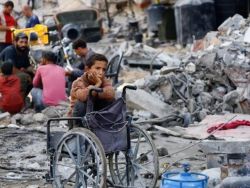 تصعيد إسرائيلي متواصل في غزة وأزمة إنسانية متفاقمة