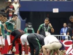 بالفيديو .. إصابة مروعة لنجم مكسيكي تبكي زملائه