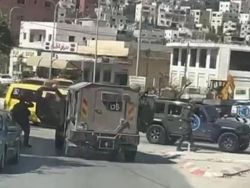 الاحتلال يشن حملة اقتحامات بالضفة وسط حملات اعتقال