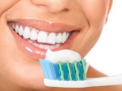 المحافظة على نظافة الأسنان ينعش الذاكرة ويقي من الزهايمر