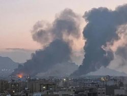 35 يومًا للحرب.. غارات على طهران وصواريخ إيرانية على 17 موقعًا بـ "إسرائيل"