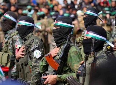 تقرير: حماس تعرض تسليم جزء من سلاحها بشروط