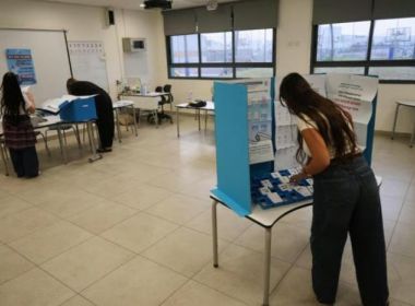 فتح صناديق الاقتراع لانتخابات الكنيست
