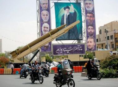 إيران تطالب بإنهاء القتال في لبنان كشرط لاستمرار المفاوضات