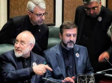 خلافات لا تزال قائمة وتوقعات باستئناف المحادثات الأمريكية الإيرانية الإثنين