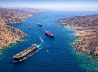 أكسيوس: إيران تقدم مقترحا جديدا لفتح هرمز وإنهاء الحرب مقابل تأجيل الملف النووي