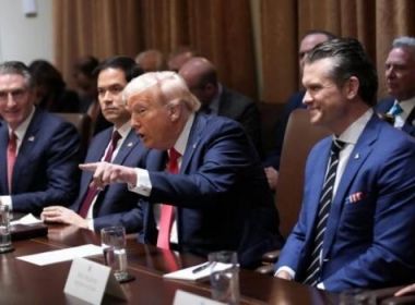 الاستخبارات الأمريكية تدرس إعلان "نصر أحادي" وترمب يختار الحصار المطول