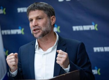 سموتريتش : ما فعلناه في غزة يجب ان نفعله في الضفة الغربية , يجب ان نشن حربا