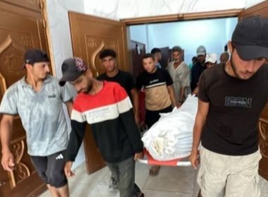 قصف مدفعي عنيف ونسف منازل شرق غزة