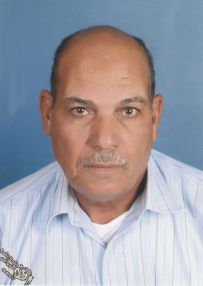 آل قزلي في مخيم نور شمس ينعون فقيدهم المرحوم الحاج يوسف خضر أسمر قزلي ( أبو محمد )